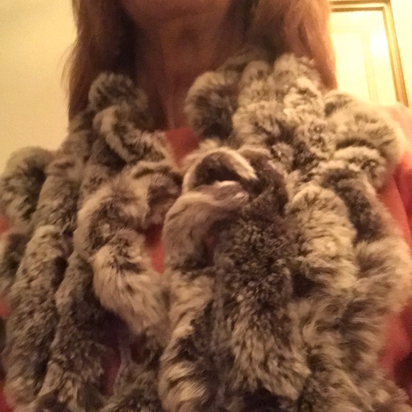 KNITTED CHARCOAL COLORED TEX RABBIT SCARF - Picture 1 of 7